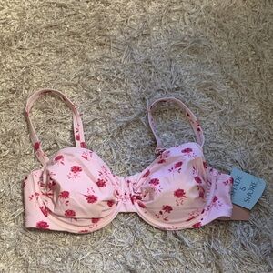 Shade & Shore Light Pink Floral Bikini top size 34DD NWT